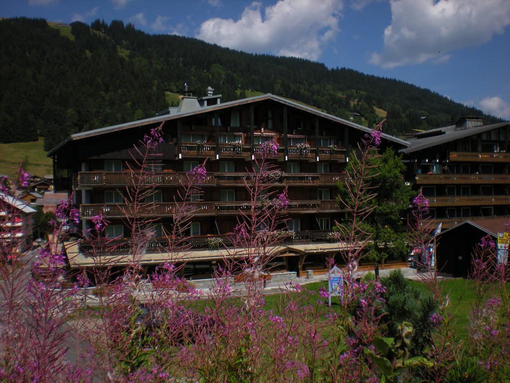 Chalet-Hôtel La Marmotte, La Tapiaz&SPA, The Originals Relais (Hotel-Chalet de Tradition) Les Gets Exterior foto